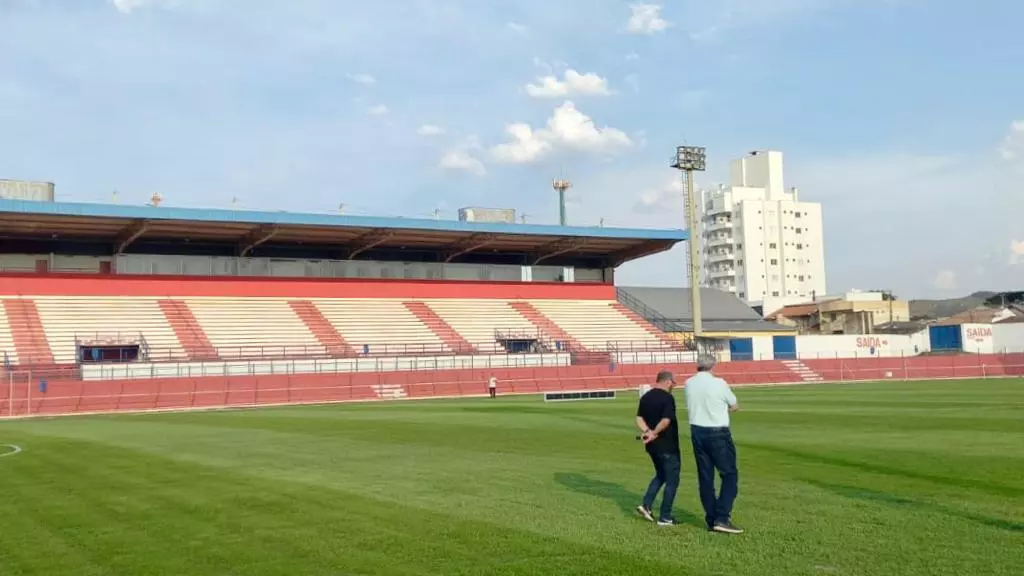 Fundação Municipal de Esportes de Lages “Tio Vida” será o primeiro estádio com grama sintética em Santa Catarina