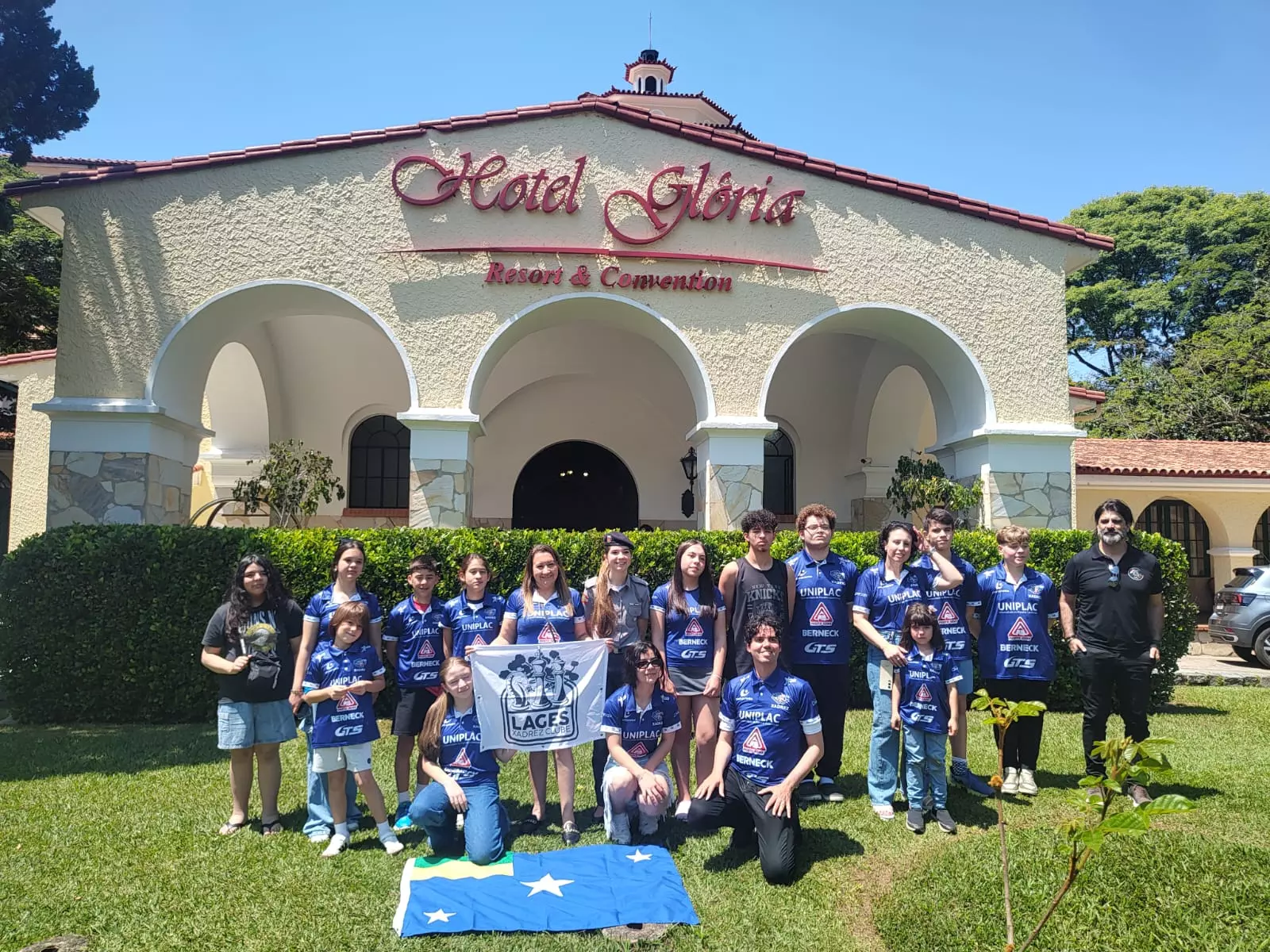 Delegação do clube que representa Lages participou do Campeonato Brasileiro de Xadrez Escolar 2026, em Caxambu (MG), com 16 enxadristas em diferentes categorias